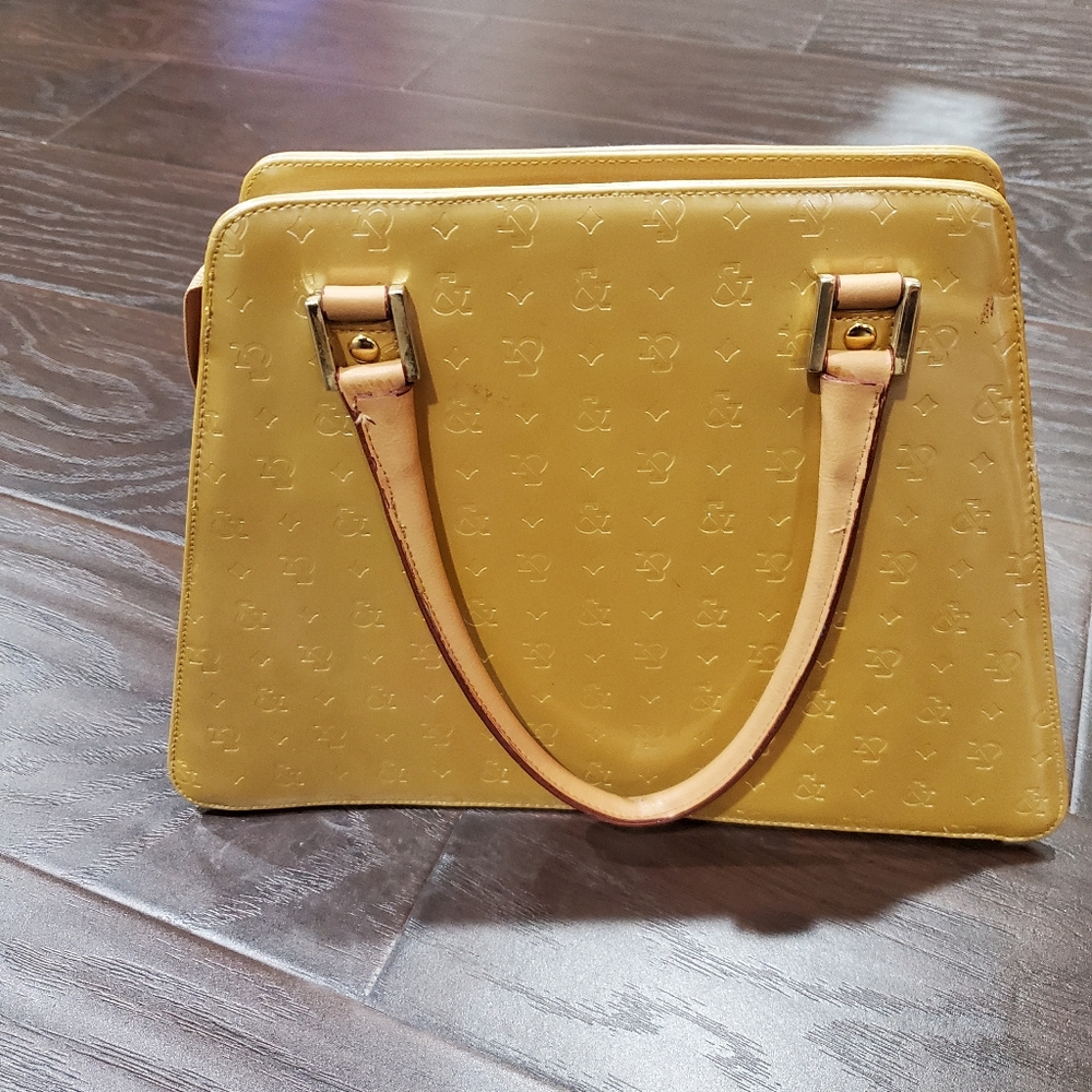 Sturdy Double handle Handbag